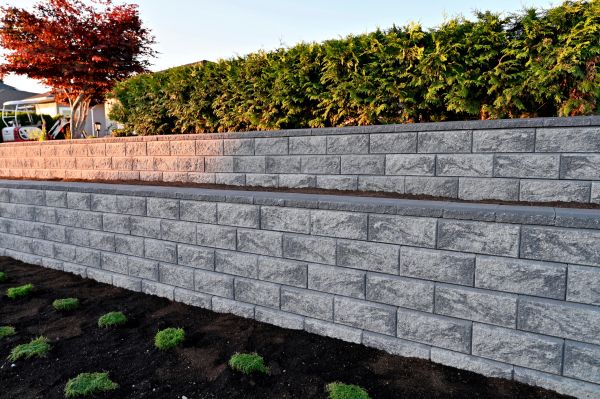 Cost of Concrete Retaining Wall Installation in Bronx