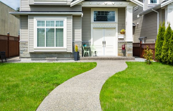 Cost of Concrete Path Construction in Bronx